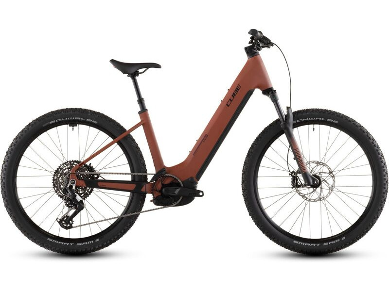 CUBE Reaction Hybrid Race 800 click to zoom image