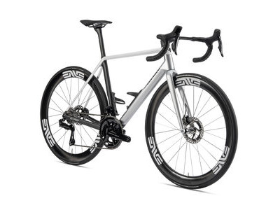 COLNAGO C72 Disc 2026 Carbon Road Race Bike with Dura Ace Di2, ENVE 4.5 SES click to zoom image