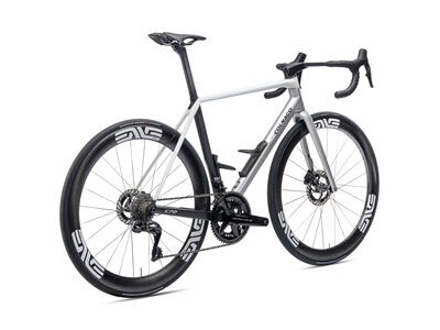COLNAGO C72 Disc 2026 Carbon Road Race Bike with Dura Ace Di2, ENVE 4.5 SES click to zoom image