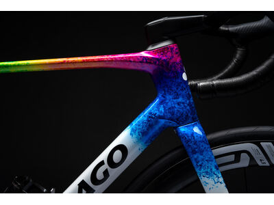 COLNAGO V5rs Disc 2025 Carbon Road Complete Bike Dura Ace Di2 click to zoom image