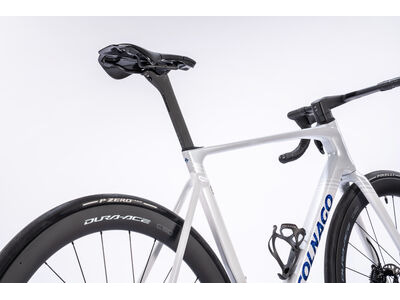 COLNAGO V5rs Disc 2025 Carbon Road Complete Bike Dura Ace Di2 White Blue click to zoom image