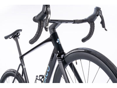 COLNAGO V5rs Disc 2025 Carbon Road Complete Bike Dura Ace Di2 Black Grey click to zoom image
