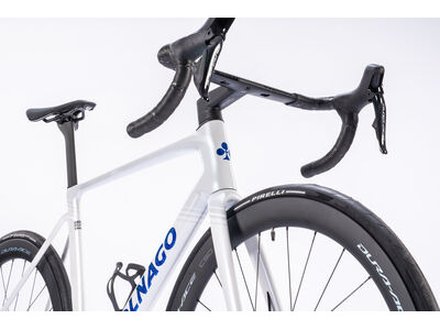 COLNAGO V5rs Disc 2025 Carbon Road Complete Bike Ultegra Di2 White Blue click to zoom image