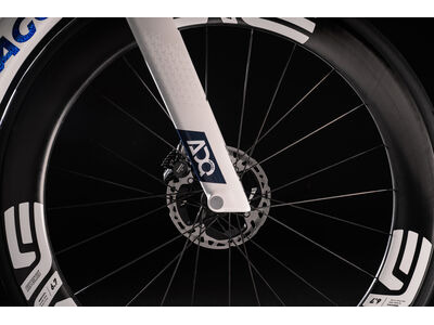COLNAGO Y1RS Disc 2025 Carbon TT Aero Bike Dura Ace Di2 click to zoom image