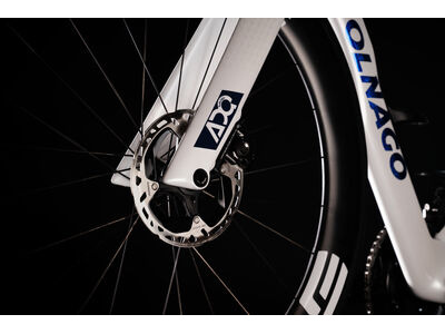 COLNAGO Y1RS Disc 2026 Carbon TT Aero Bike Dura Ace Di2 click to zoom image