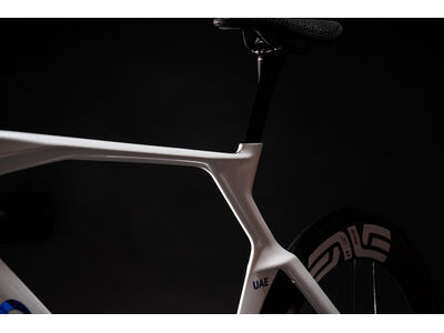COLNAGO Y1rs Disc 2026 Carbon TT Aero Bike Ultegra Di2 click to zoom image