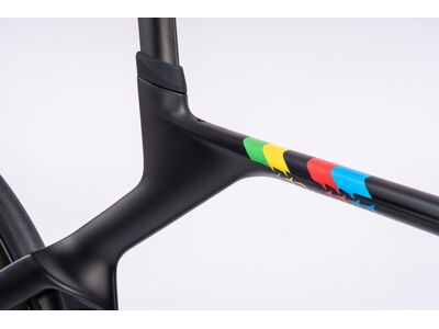 COLNAGO Y1RS Disc 2025 Carbon TT Aero Frameset click to zoom image