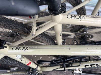 GENESIS Croix De Fer 10 Sand Small SM Sand  click to zoom image