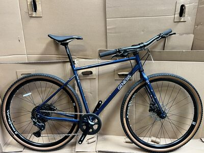 GENESIS Croix De Fer 10 Flat Bar Large LG Bloodie Hues  click to zoom image