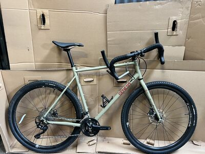 GENESIS Croix De Fer 30 XLarge X Large Pavement  click to zoom image