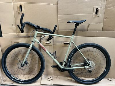 GENESIS Croix De Fer 30 XLarge X Large Pavement  click to zoom image