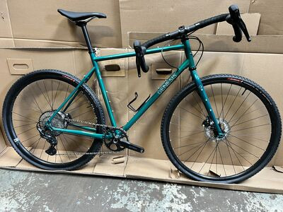 GENESIS Croix De Fer 40 Large Large Green  click to zoom image