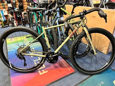 GENESIS Croix De Fer 30 XSmall X Small Pavement click to zoom image