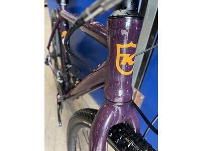 KONA Rove AL/DL 52 Gloss Plum  click to zoom image