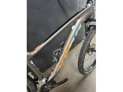 KONA Lana'I Grey Medium MD Grey  click to zoom image