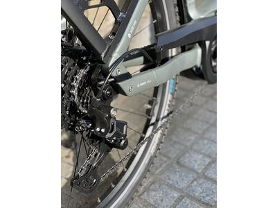 VELO DE VILLE SEB 990 Shimano CUES 9 U4000 48cm Eucalyptus Green Matt  click to zoom image