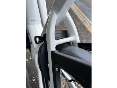 VELO DE VILLE SEB 990 Shimano CUES 9 U4000 53cm Pure White Gloss  click to zoom image