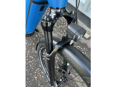 VELO DE VILLE SEB 990 Shimano CUES 9 U4000 48cm Ocean Blue Matt  click to zoom image